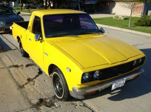 Photo of a 1977 Toyota Truck in Yellow (paint color code 541)