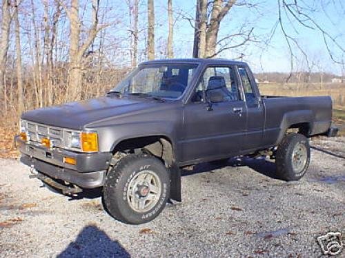 Photo of a 1984 Toyota Truck in Dark Gray Metallic (paint color code 143