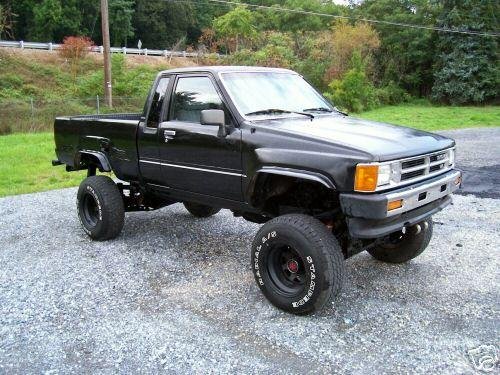 Photo of a 1984-1988 Toyota Truck in Black<br>(AKA Gloss Black) (paint color code 202