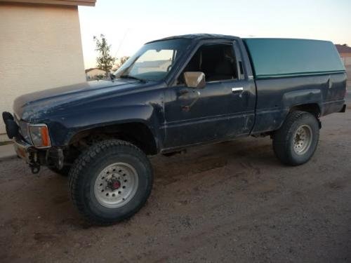 Photo of a 1988 Toyota Truck in Dark Blue (paint color code 8E2)