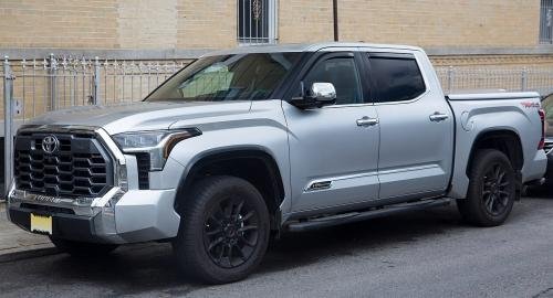 Photo of a 2022-2024 Toyota Tundra in Celestial Silver Metallic (paint color code 1J9)