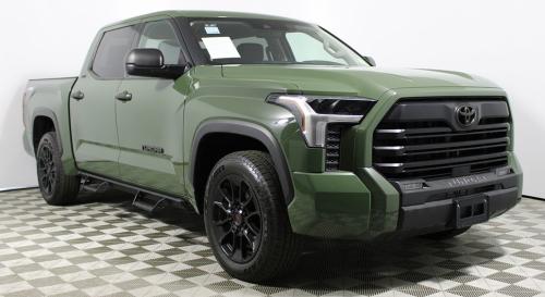 Photo of a 2022-2023 Toyota Tundra in Army Green (paint color code 6V7)