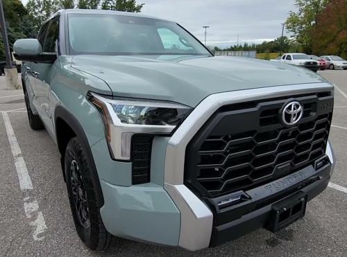 Photo of a 2022-2025 Toyota Tundra in Lunar Rock (paint color code 6X3)