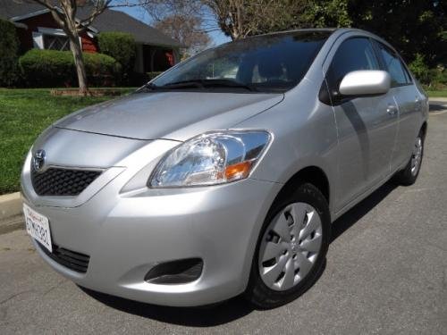 Photo of a 2012 Toyota Yaris in Classic Silver Metallic (paint color code 1F7