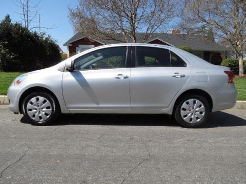Photo of a 2012 Toyota Yaris in Classic Silver Metallic (paint color code 1F7