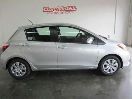 Photo Image Gallery & Touchup Paint: Toyota Yaris in Classic Silver ...