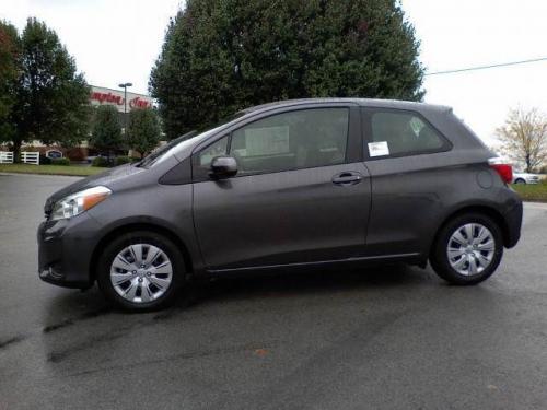 Photo Image Gallery & Touchup Paint: Toyota Yaris in Magnetic Gray ...