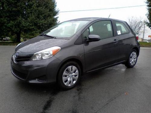 Photo Image Gallery & Touchup Paint: Toyota Yaris in Magnetic Gray ...