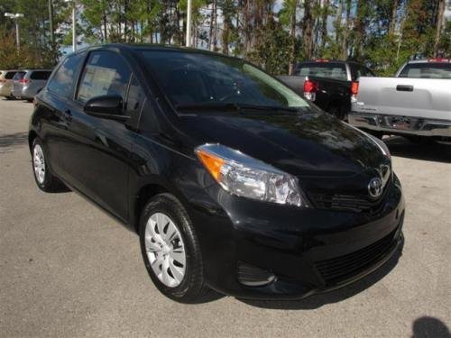 Photo of a 2013 Toyota Yaris in Black Sand Pearl (paint color code 2PP)